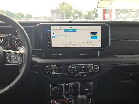 New 2025 Jeep Wrangler Unlimited Rubicon 392 image 30