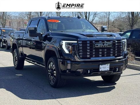 Used 2024 GMC Sierra 2500 Denali Ultimate AWD/4WD image 1