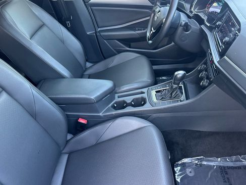 Used 2019 Volkswagen Jetta SE FWD image 26