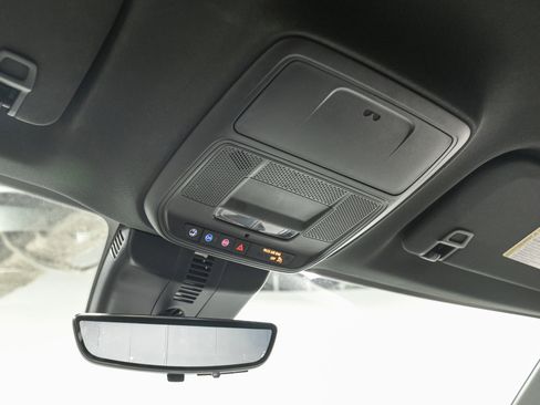 Used 2026 Chevrolet Traverse LT w/ Driver Confidence Package AWD/4WD image 25