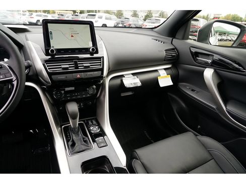 New 2025 Mitsubishi Eclipse Cross SEL image 21