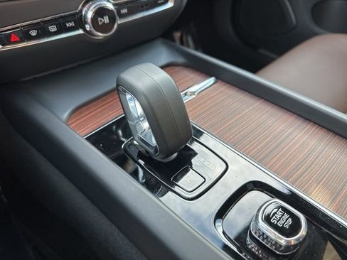 Certified 2025 Volvo V60 B5 Cross Country Plus image 20