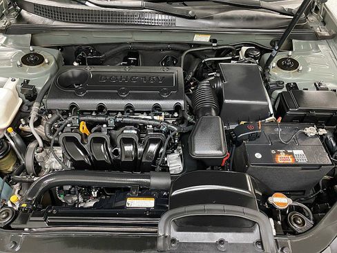 Used 2009 Hyundai Sonata GLS image 15