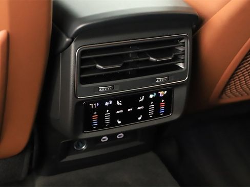 Certified 2025 Audi Q7 2.0T Premium Plus w/ Premium Plus Package image 22