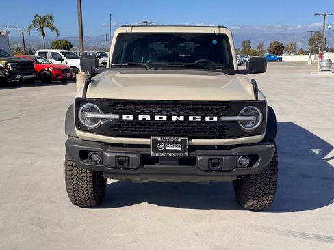 New 2026 Ford Bronco Badlands image 6