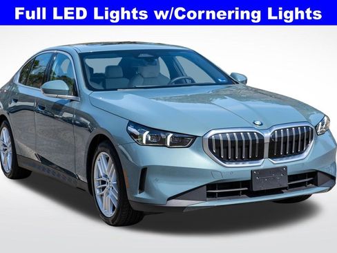 Used 2025 BMW 530i xDrive w/ Premium Package AWD/4WD image 9