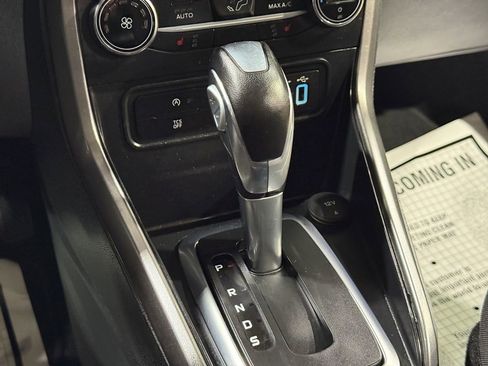 Used 2019 Ford EcoSport SE w/ SE Convenience Package image 15