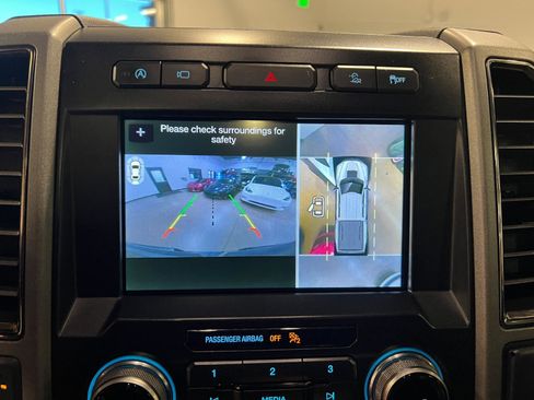 Used 2019 Ford F150 Raptor w/ Equipment Group 802A Luxury image 18