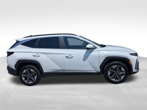 Used 2025 Hyundai Tucson SEL AWD/4WD image 12