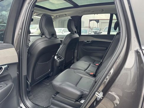 Used 2024 Volvo XC90 B6 Ultimate w/ Protection Package image 17