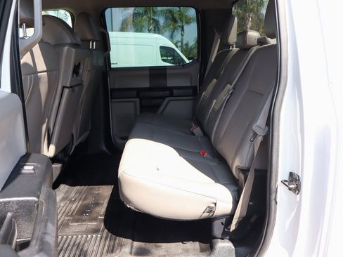 Used 2019 Ford F250 XL w/ Power Equipment Group image 38