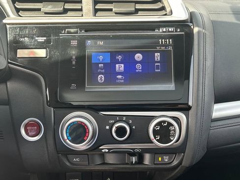 Used 2017 Honda Fit EX image 19