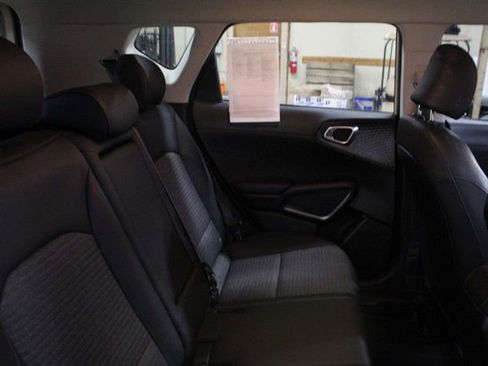 Used 2020 Kia Soul EX image 12