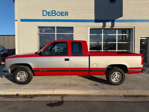 Used 1994 GMC Sierra 1500 2WD Extended Cab image 2