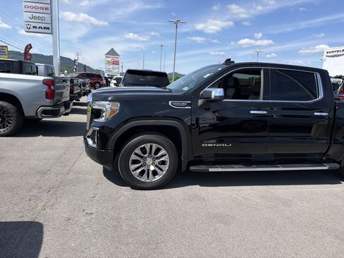 Used 2020 GMC Sierra 1500 Denali AWD/4WD image 11