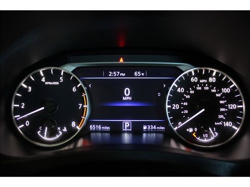 Used 2025 Nissan Altima 2.5 SV image 30