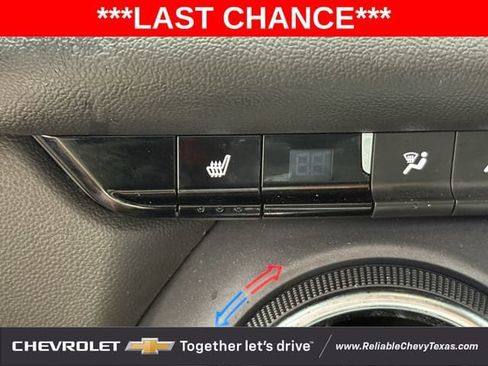 Used 2025 Chevrolet Blazer LT AWD/4WD image 23