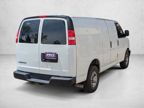 Used 2019 Chevrolet Express 2500 RWD image 5