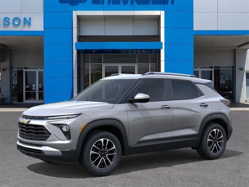 New 2026 Chevrolet TrailBlazer LT w/ LT Cold Weather Package image 2