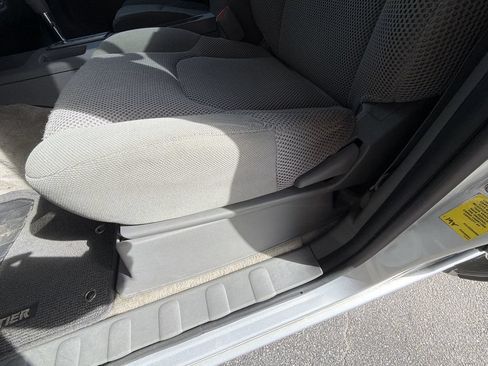 Used 2018 Nissan Frontier SV RWD image 13