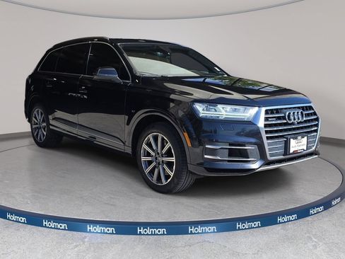 Used 2017 Audi Q7 3.0T Prestige AWD/4WD image 4