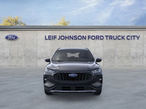 New 2025 Ford Escape SE image 42