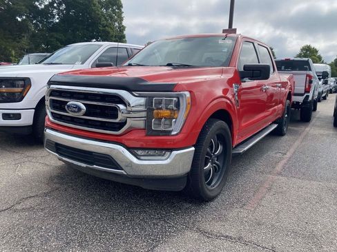 Used 2022 Ford F150 XLT w/ Equipment Group 302A High RWD image 3