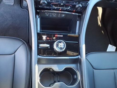 New 2025 Jeep Grand Cherokee L Limited image 16