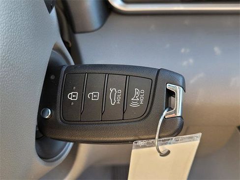 New 2026 Hyundai Elantra SE image 23