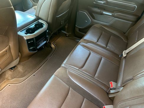 Used 2021 RAM 1500 Limited AWD/4WD image 11