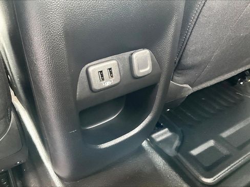 Used 2022 Chevrolet Colorado LT w/ Fleet Safety Package image 39