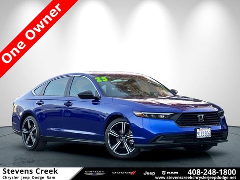 Used 2025 Honda Accord Sport image 1