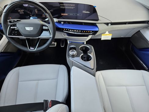 New 2026 Cadillac Optiq Sport 1 image 7