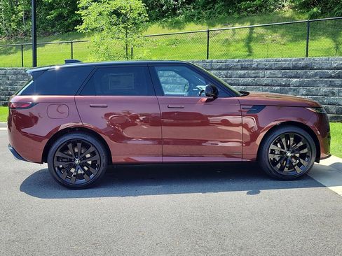 New 2025 Land Rover Range Rover Sport Autobiography AWD/4WD image 11