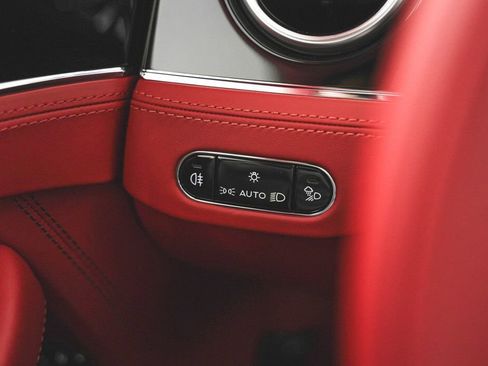 Used 2024 Bentley Continental GT image 47