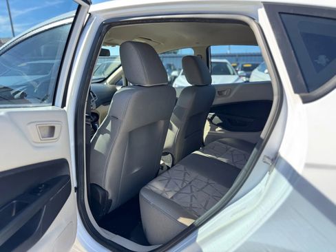 Used 2012 Ford Fiesta SE image 13