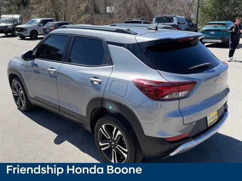 Used 2024 Chevrolet TrailBlazer LT w/ LT Cold Weather Package image 7