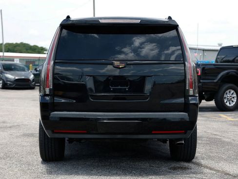 Used 2016 Cadillac Escalade 2WD image 5
