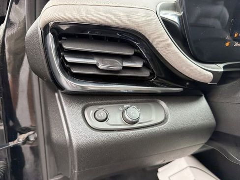 Used 2024 Buick Envista Avenir FWD image 18