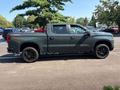Used 2025 Chevrolet Silverado 1500 Custom Trail Boss w/ LPO, Dark Essentials Package AWD/4WD image 6