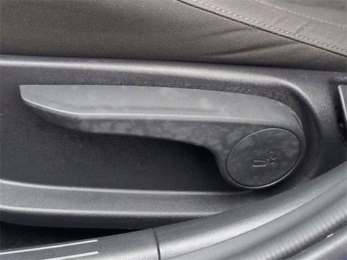 Used 2024 Hyundai Elantra SEL image 13