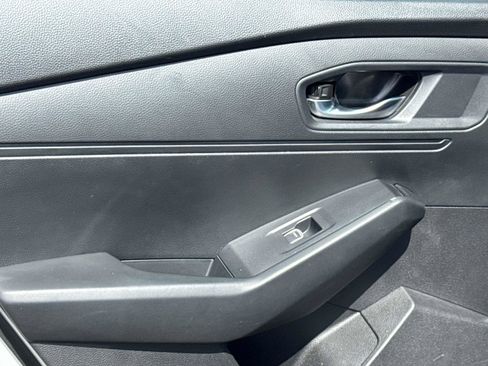 Certified 2023 Honda Accord EX image 12