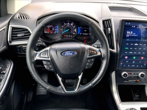 Certified 2022 Ford Edge SEL AWD/4WD image 6
