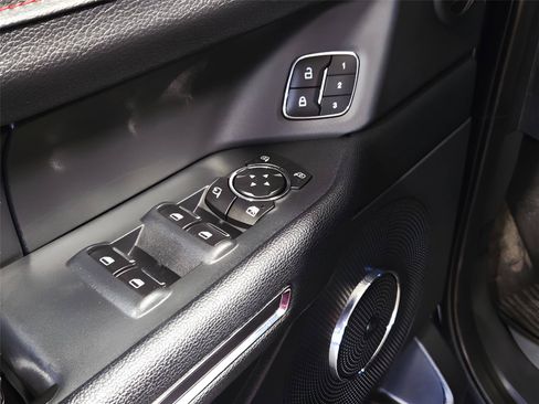 Used 2022 Ford Expedition Max Limited AWD/4WD image 9