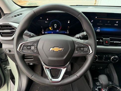 New 2026 Chevrolet TrailBlazer LT w/ Convenience Package FWD image 7