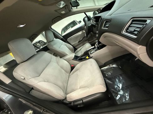 Used 2014 Honda Civic Hybrid Sedan image 24
