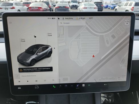 Used 2024 Tesla Model Y Long Range image 34