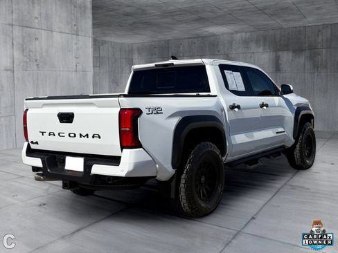 Used 2024 Toyota Tacoma TRD Off-Road w/ TRD Off Road Upgrade Package AWD/4WD image 5