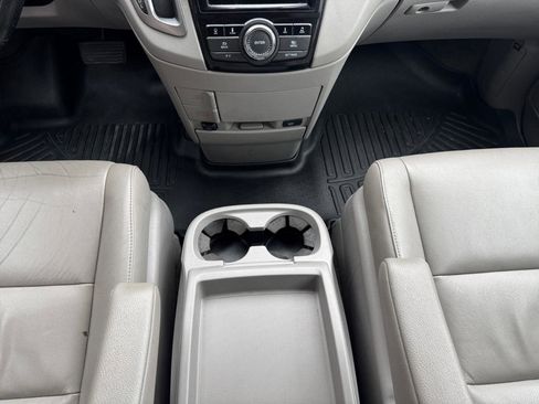 Used 2015 Honda Odyssey EX-L image 17