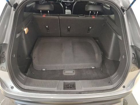 Used 2024 Chevrolet Trax RS w/ Sunroof Package FWD image 14